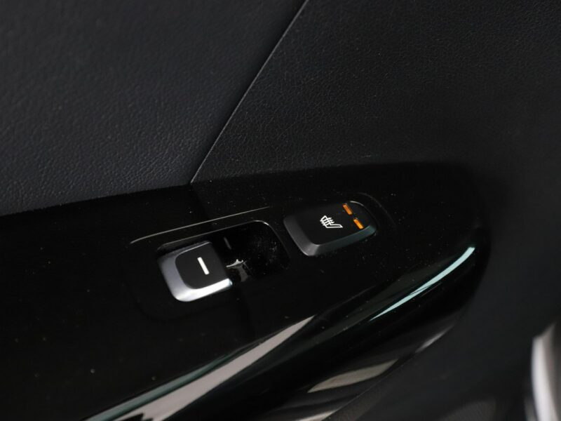 Kia Sportage 4X4 Automat Panorama Navi Klimatyzacja Podgrzewane fotele Skórzana tap IV (2016-2021)
