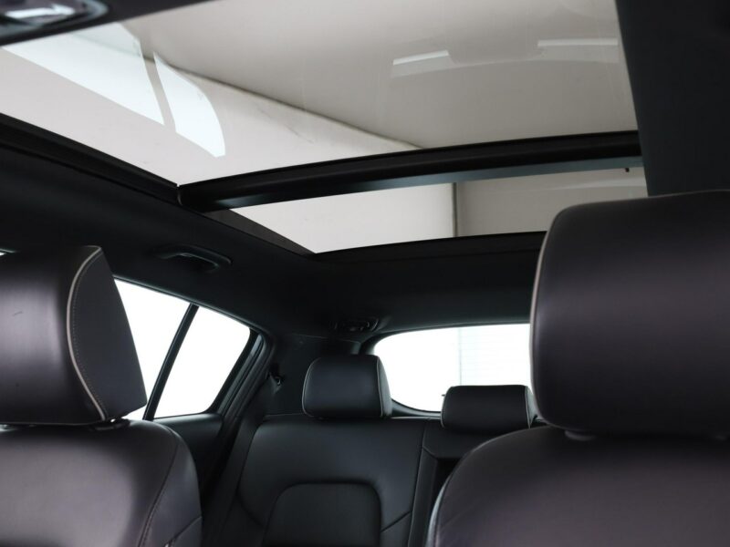 Kia Sportage 4X4 Automat Panorama Navi Klimatyzacja Podgrzewane fotele Skórzana tap IV (2016-2021)