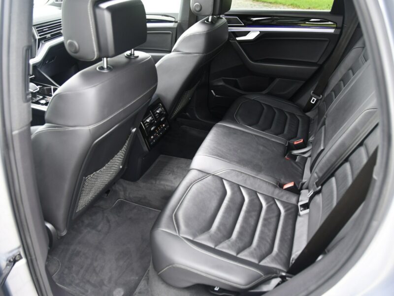 Volkswagen Touareg 3,0tdi DUDKI11 4x4.R-Line.Automat.Skóry.Kam.Cof.Navigacja.kredyt.OKAZJ III (2018-)
