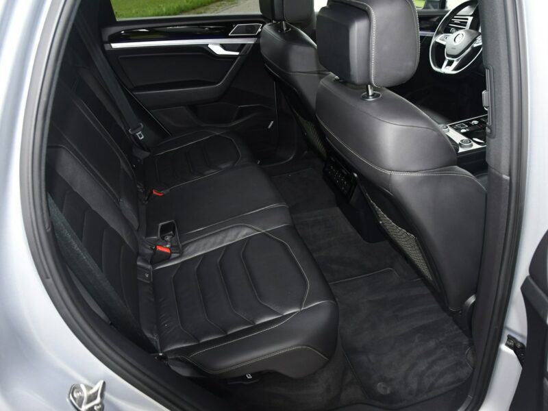 Volkswagen Touareg 3,0tdi DUDKI11 4x4.R-Line.Automat.Skóry.Kam.Cof.Navigacja.kredyt.OKAZJ III (2018-)