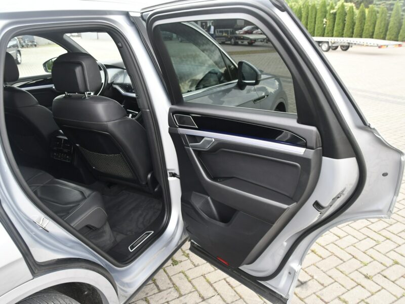 Volkswagen Touareg 3,0tdi DUDKI11 4x4.R-Line.Automat.Skóry.Kam.Cof.Navigacja.kredyt.OKAZJ III (2018-)