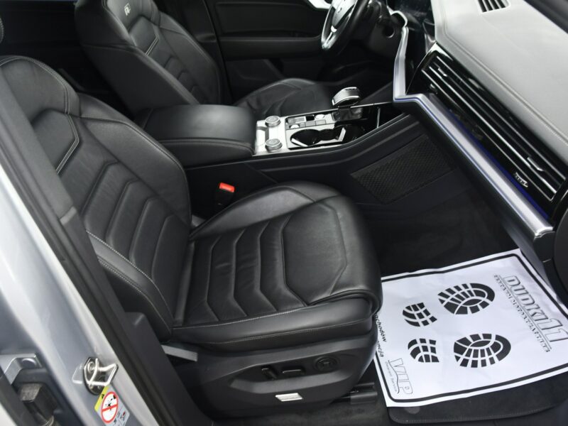 Volkswagen Touareg 3,0tdi DUDKI11 4x4.R-Line.Automat.Skóry.Kam.Cof.Navigacja.kredyt.OKAZJ III (2018-)