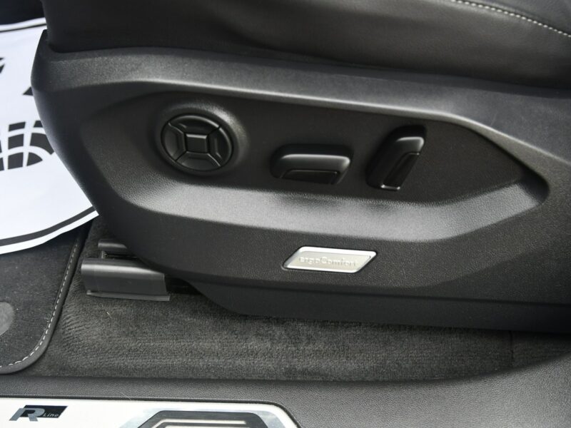 Volkswagen Touareg 3,0tdi DUDKI11 4x4.R-Line.Automat.Skóry.Kam.Cof.Navigacja.kredyt.OKAZJ III (2018-)