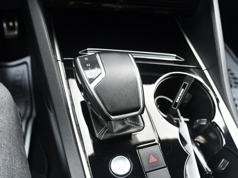 Volkswagen Touareg 3,0tdi DUDKI11 4x4.R-Line.Automat.Skóry.Kam.Cof.Navigacja.kredyt.OKAZJ III (2018-)
