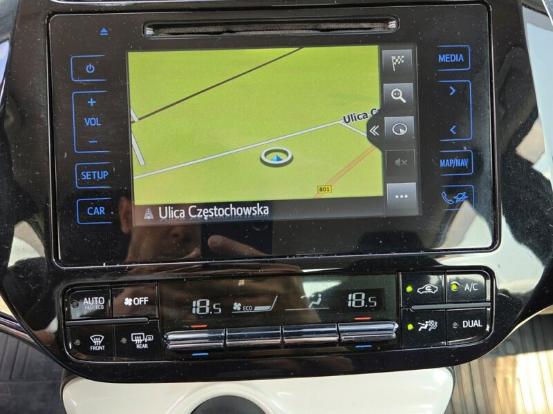 Toyota Prius 1.8 HSD 136KM Hand free Kamera Navi Ast. pasa Distronic Serwis IV (2009-)