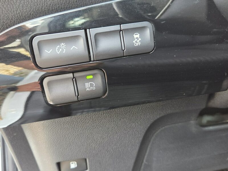 Toyota Prius 1.8 HSD 136KM Hand free Kamera Navi Ast. pasa Distronic Serwis IV (2009-)