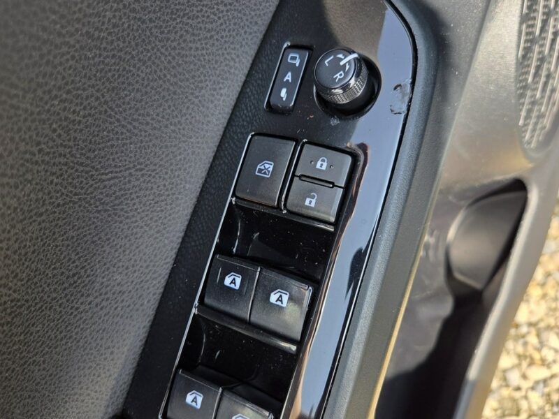 Toyota Prius 1.8 HSD 136KM Hand free Kamera Navi Ast. pasa Distronic Serwis IV (2009-)