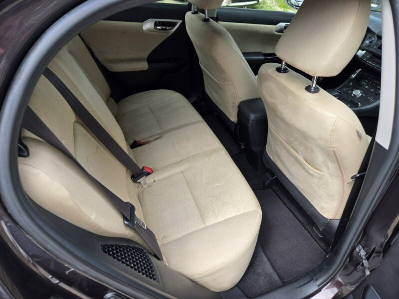 Lexus CT CT 200H 136KM Kamera ast. parkowania Full LED Alkantara Navi I (2010-)