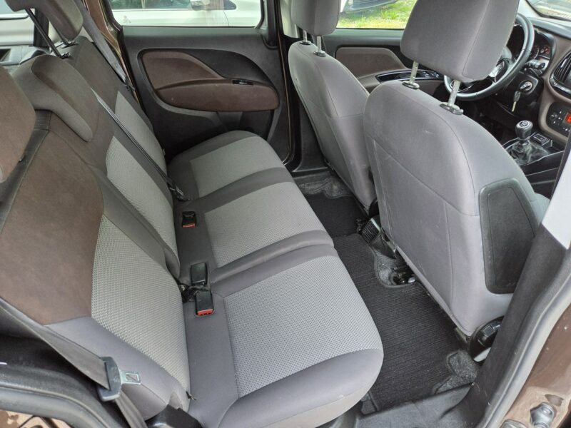 Fiat Doblo 1.6 Multijet Lift Full Opcja Skóra Klimatronik PDC Bardzo dobry stan II (2009-)