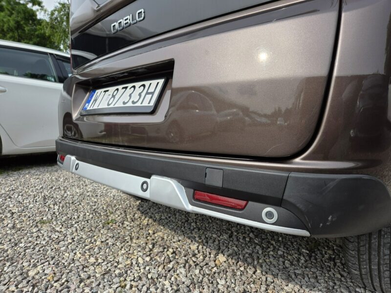 Fiat Doblo 1.6 Multijet Lift Full Opcja Skóra Klimatronik PDC Bardzo dobry stan II (2009-)