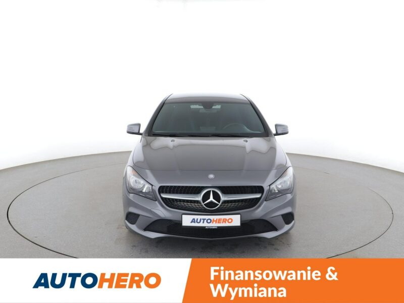 Mercedes CLA 180 Urban Klimatyzacja Tempomat Nawigacja Grzane Fotele Park Assist Kamera I (2013-2019)