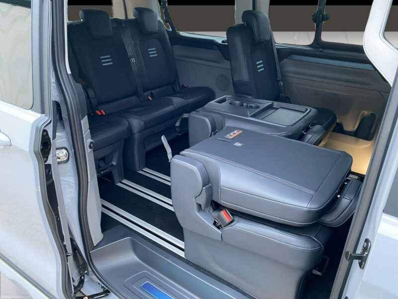 Ford Tourneo Custom 4x4 L2 Active 170KM Panorama Webasto Drzwi lewe 3135 zł Od ręki !