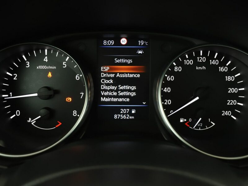 Nissan Qashqai Navi Panorama Kamera cofania Klimatyzacja Hak Bluetooth II (2013-2021)
