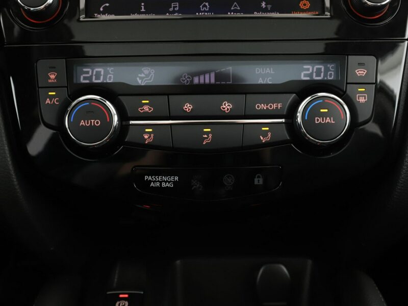 Nissan Qashqai Navi Panorama Kamera cofania Klimatyzacja Hak Bluetooth II (2013-2021)