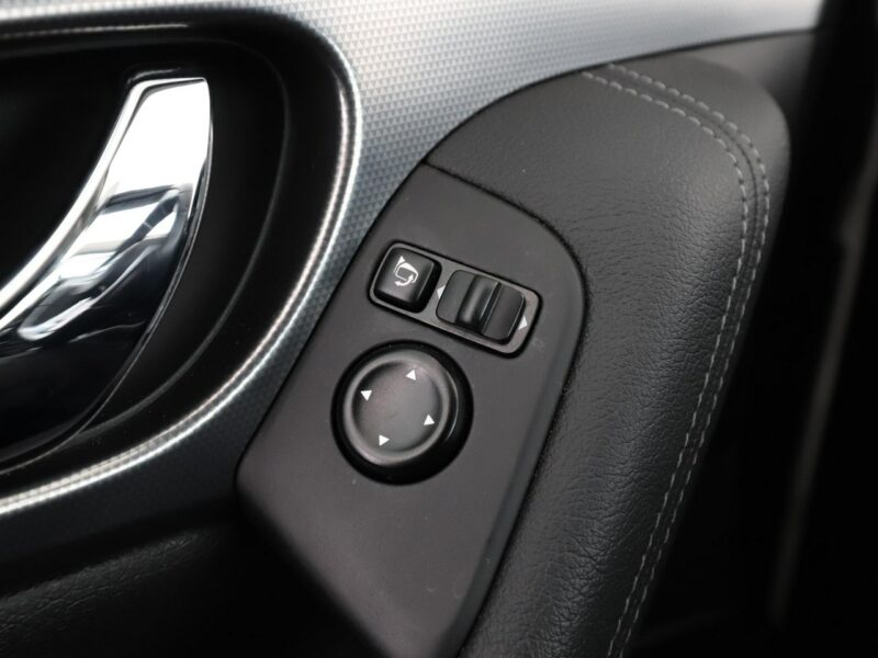 Nissan Qashqai Navi Panorama Kamera cofania Klimatyzacja Hak Bluetooth II (2013-2021)