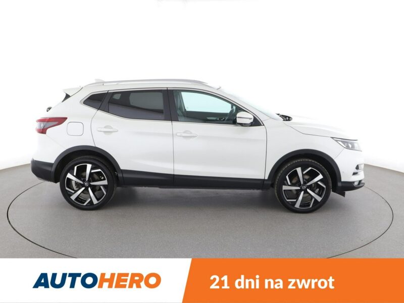 Nissan Qashqai Navi Panorama Kamera cofania Klimatyzacja Hak Bluetooth II (2013-2021)