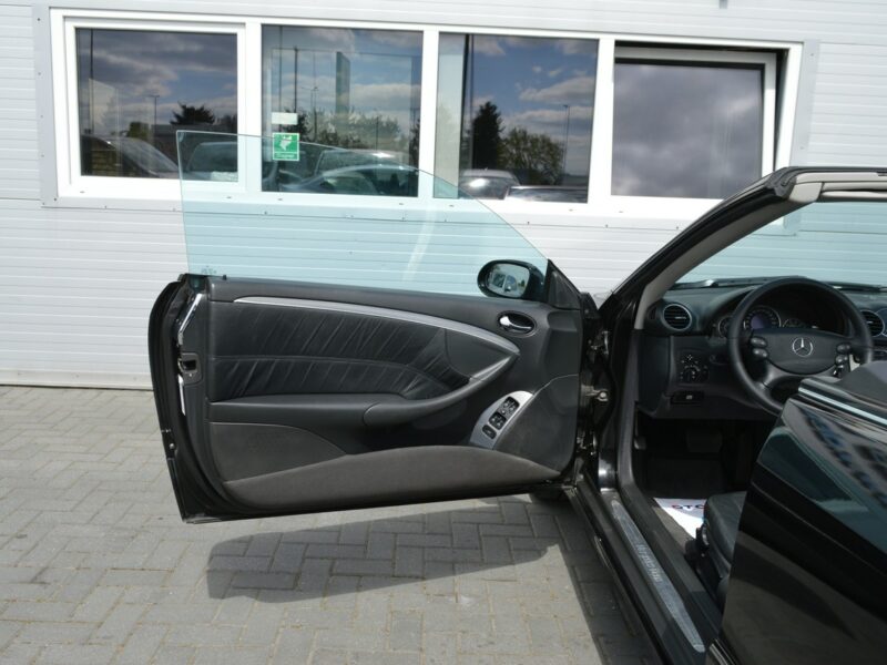 Mercedes CLK 200 1.8i Kompressor Automat Cabrio Avantgarde Skóra Opłaty do 26.03.2026 W209 (2002-)