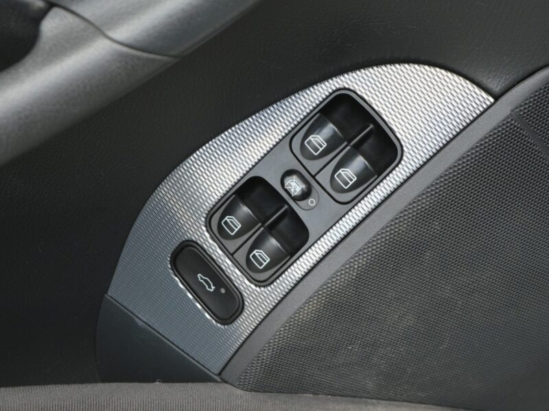 Mercedes CLK 200 1.8i Kompressor Automat Cabrio Avantgarde Skóra Opłaty do 26.03.2026 W209 (2002-)