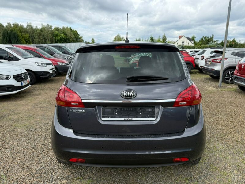 Kia Venga automat, navi, kamera, klimatronic!