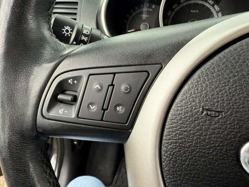 Kia Venga automat, navi, kamera, klimatronic!
