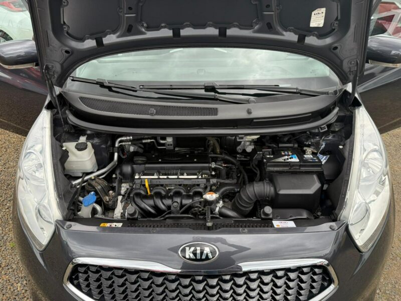 Kia Venga automat, navi, kamera, klimatronic!