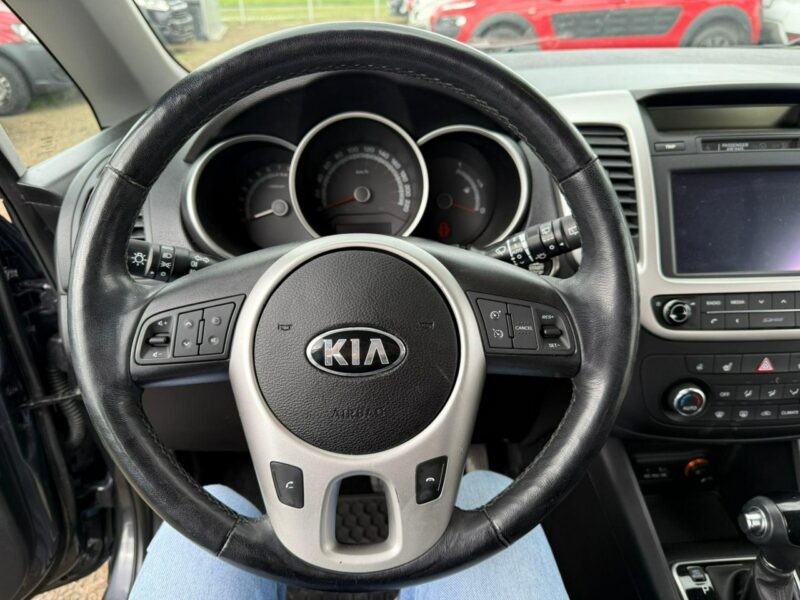 Kia Venga automat, navi, kamera, klimatronic!