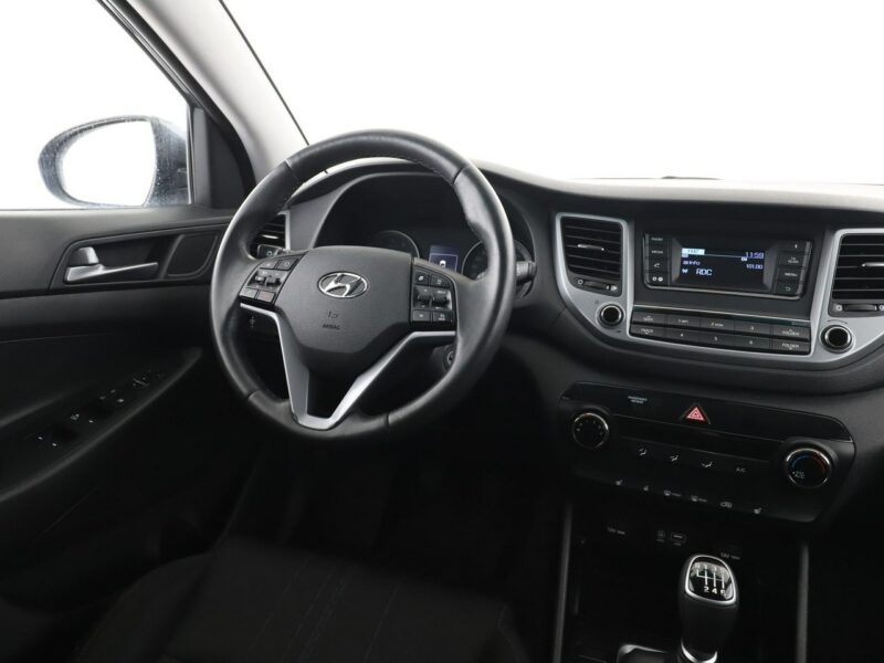 Hyundai Tucson 1.6 Benzyna Klimatyzacja Tempomat Grzana Kanapa Fotele Kierownica PDC III (2015-2020)