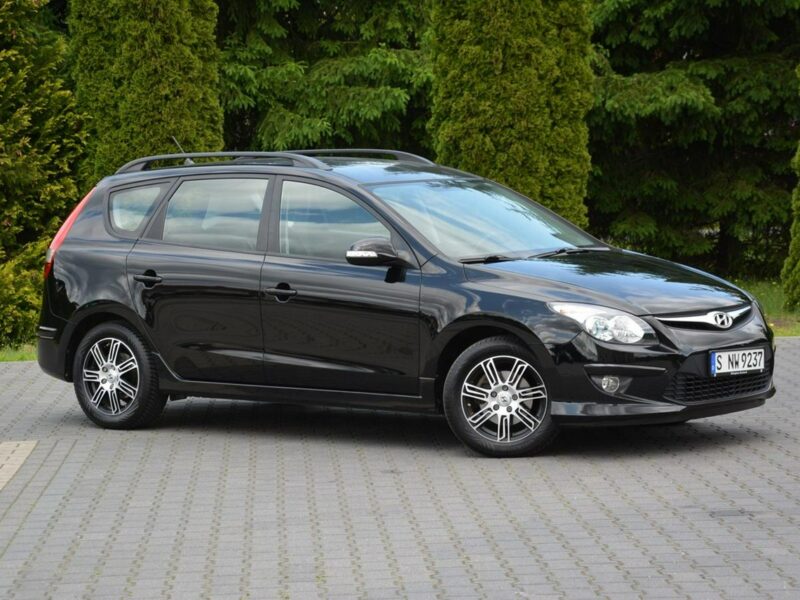 Hyundai i30 Lift Klimatronic pół-Skóry Parktronik Grzane fotele Oryginał ASO I (2002-2013)