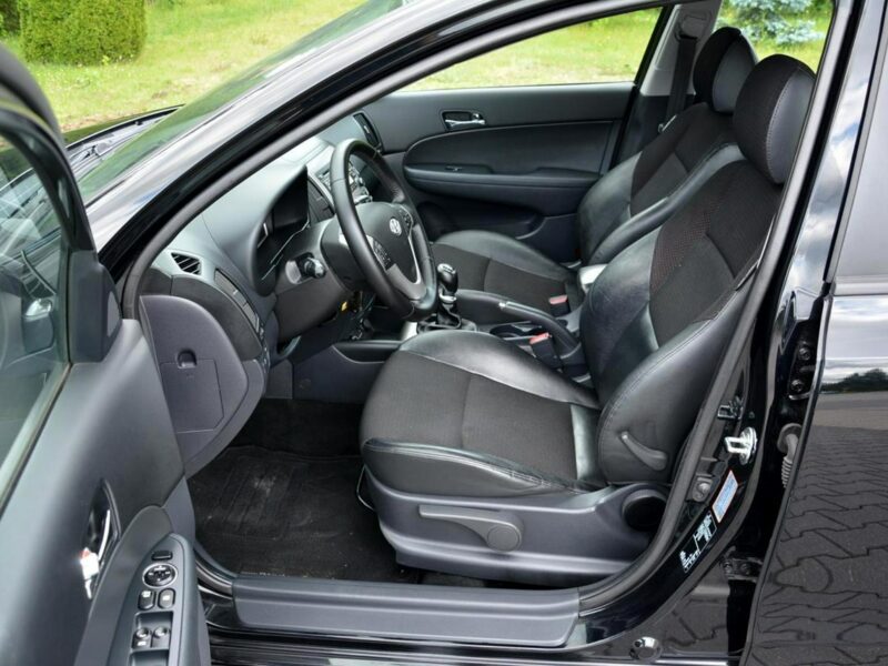 Hyundai i30 Lift Klimatronic pół-Skóry Parktronik Grzane fotele Oryginał ASO I (2002-2013)