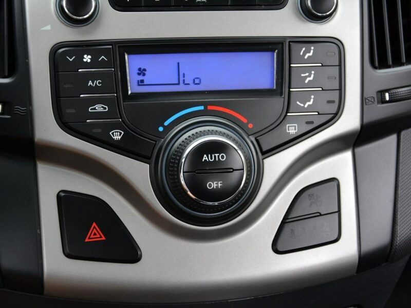 Hyundai i30 Lift Klimatronic pół-Skóry Parktronik Grzane fotele Oryginał ASO I (2002-2013)