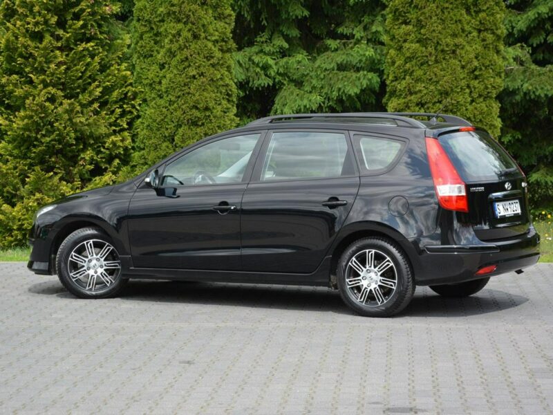 Hyundai i30 Lift Klimatronic pół-Skóry Parktronik Grzane fotele Oryginał ASO I (2002-2013)