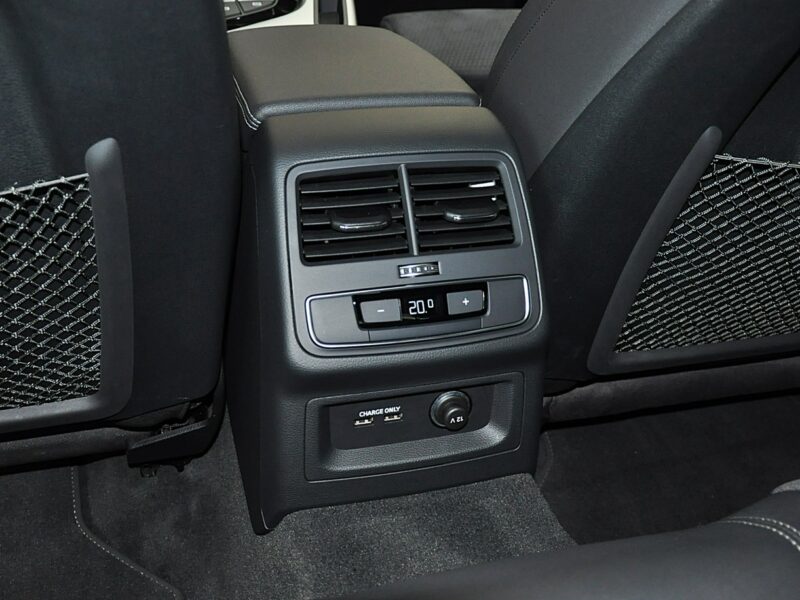 Audi S5 3.0 V6 TDI 341KM Quattro Sline MatrixLed Webasto Tempomat Kamera Nav