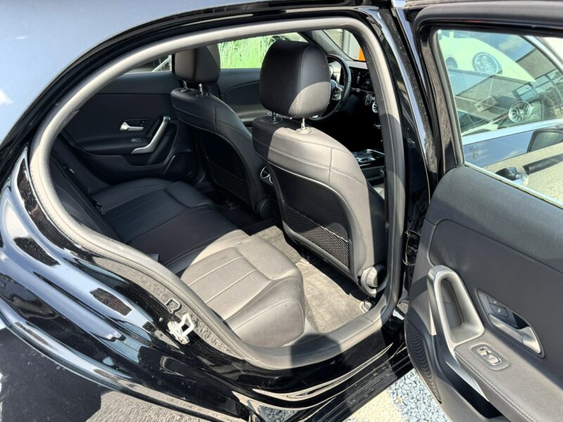 Mercedes A 250 LED, Klima, Temp, Kamera, Grzane Fotele, Ambiente, Panorama, Asystenci W177 (2018-)