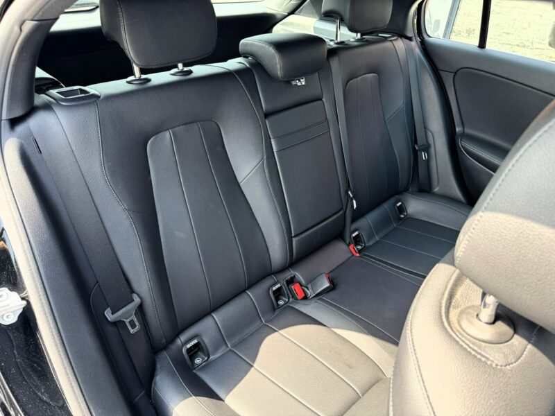 Mercedes A 250 LED, Klima, Temp, Kamera, Grzane Fotele, Ambiente, Panorama, Asystenci W177 (2018-)