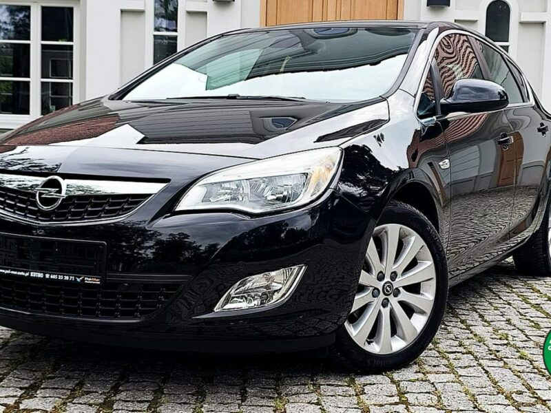 Opel Astra Cosmo Navi Gwarancja J (2009-2019)