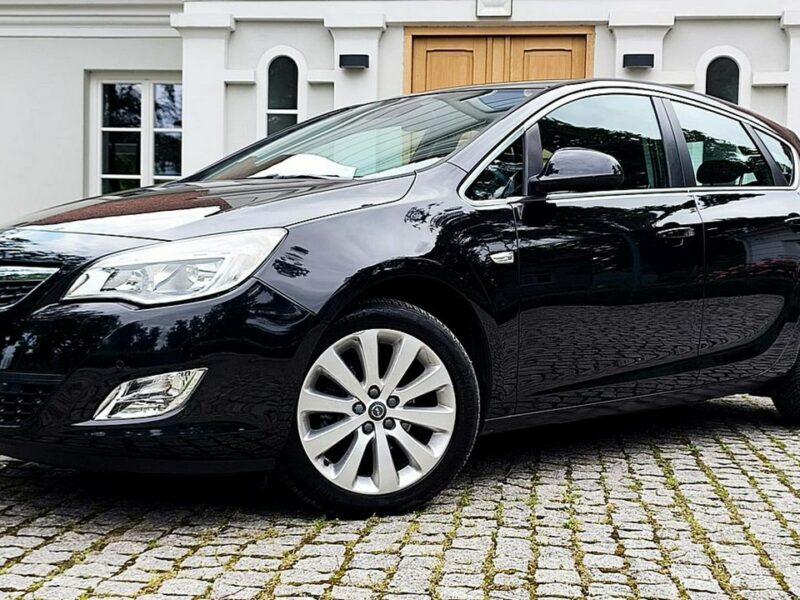 Opel Astra Cosmo Navi Gwarancja J (2009-2019)