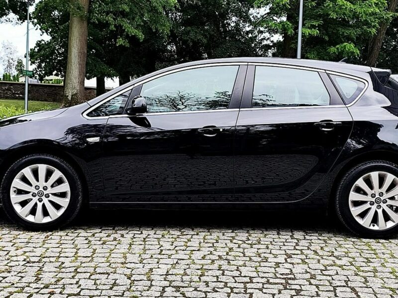 Opel Astra Cosmo Navi Gwarancja J (2009-2019)