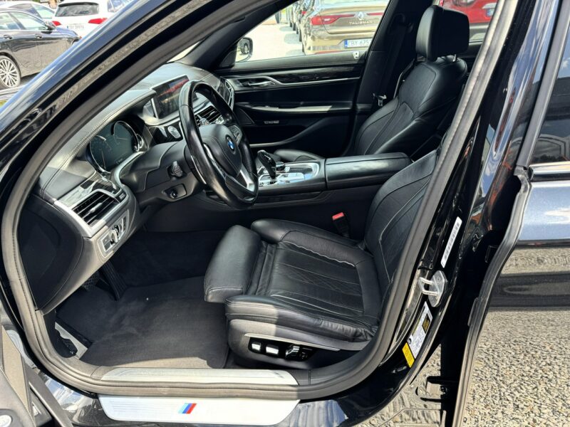 BMW 740 Carbon, Panorama, Wentylowane podgrzewane fotele, LED, Kamera, HARMAN G11/12 (2015-2022)
