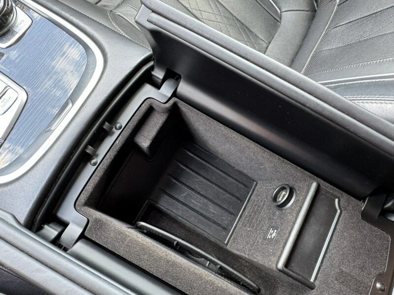 BMW 740 Carbon, Panorama, Wentylowane podgrzewane fotele, LED, Kamera, HARMAN G11/12 (2015-2022)
