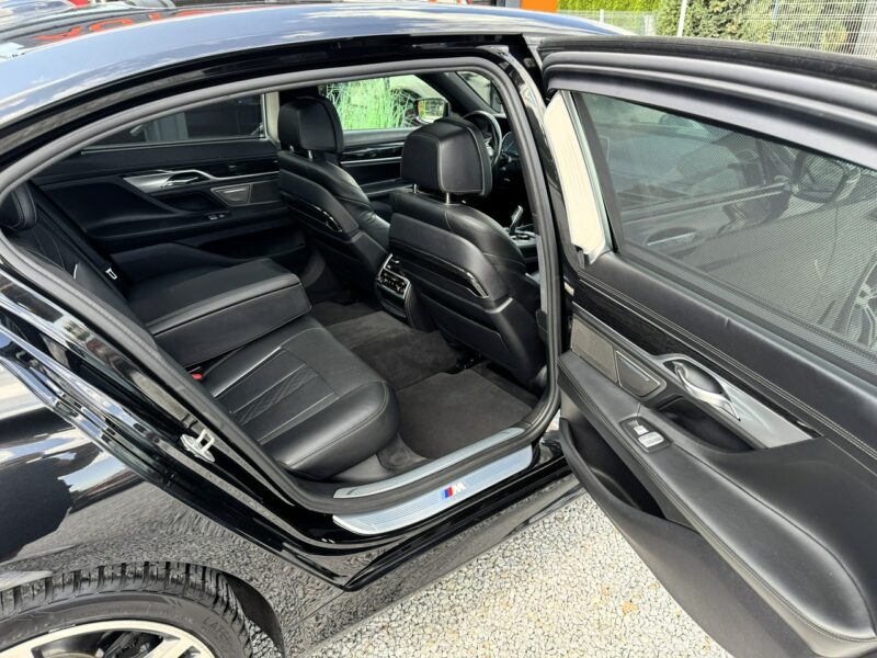 BMW 740 Carbon, Panorama, Wentylowane podgrzewane fotele, LED, Kamera, HARMAN G11/12 (2015-2022)