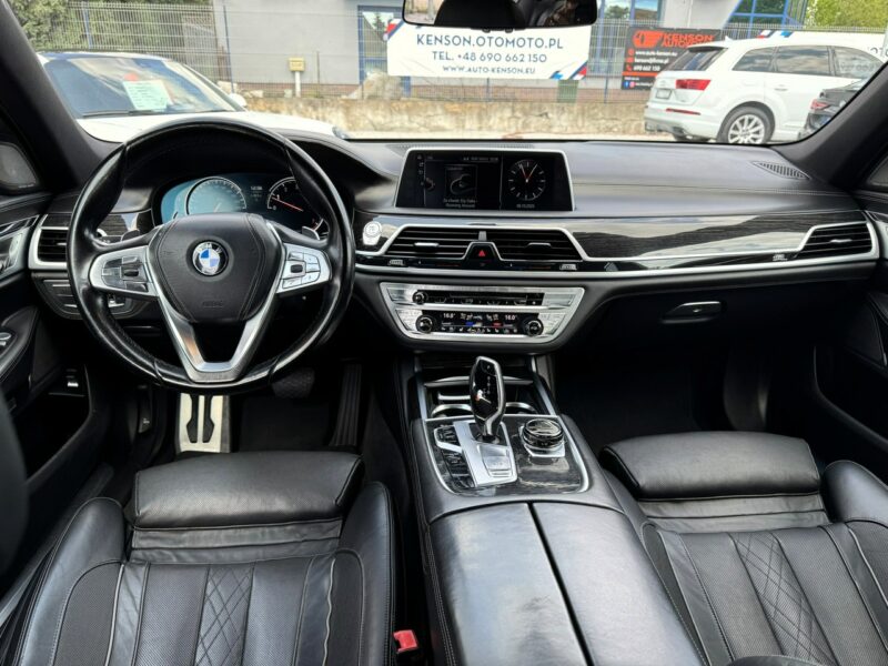 BMW 740 Carbon, Panorama, Wentylowane podgrzewane fotele, LED, Kamera, HARMAN G11/12 (2015-2022)