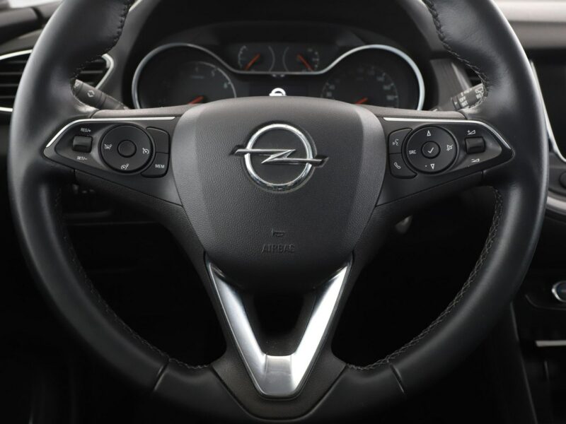 Opel Grandland X FV23% Navi Klimatyzacja Czujniki parkowania Podgrzewane fotele Bluetoo