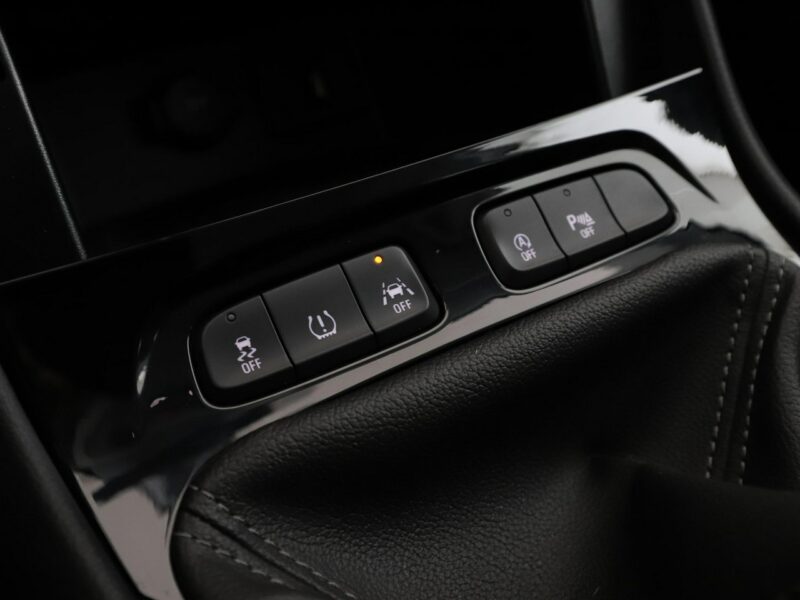Opel Grandland X FV23% Navi Klimatyzacja Czujniki parkowania Podgrzewane fotele Bluetoo