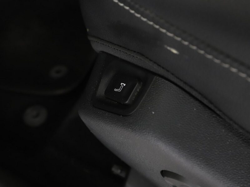 Opel Grandland X FV23% Navi Klimatyzacja Czujniki parkowania Podgrzewane fotele Bluetoo