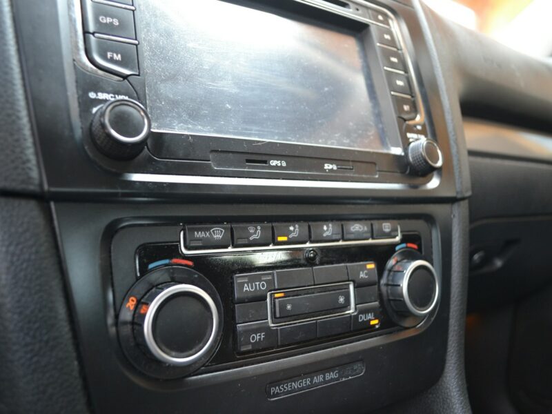 Volkswagen Golf Zarejestrowany*Nawigacja*Climatronic*alufelgi*MPI*Tempomat VI (2008-2012)