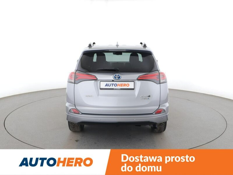Toyota RAV-4 LED, półskóra kamera i czujniki parkowania el. klapa IV (2012-)