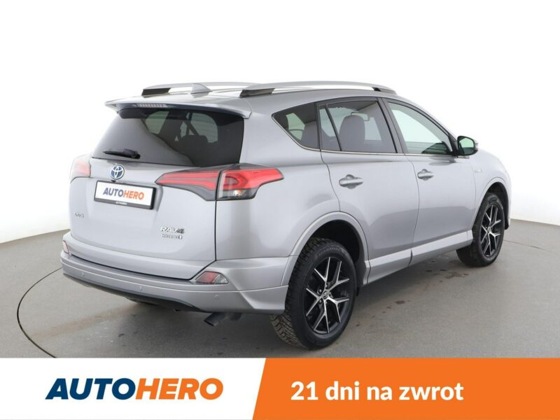 Toyota RAV-4 LED, półskóra kamera i czujniki parkowania el. klapa IV (2012-)