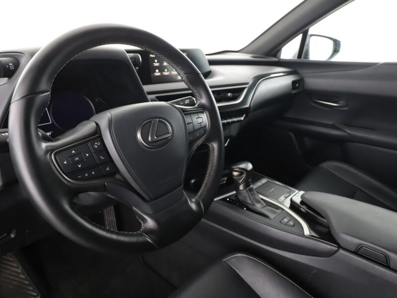 Lexus UX GRATIS! Pakiet Serwisowy o wartości 1000 zł!