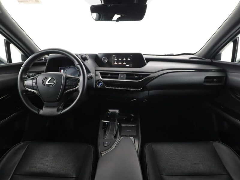 Lexus UX GRATIS! Pakiet Serwisowy o wartości 1000 zł!