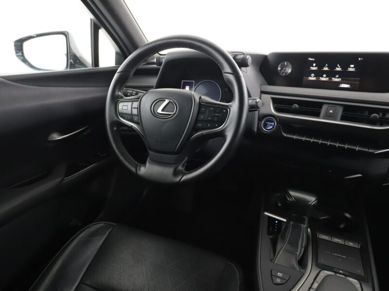 Lexus UX GRATIS! Pakiet Serwisowy o wartości 1000 zł!